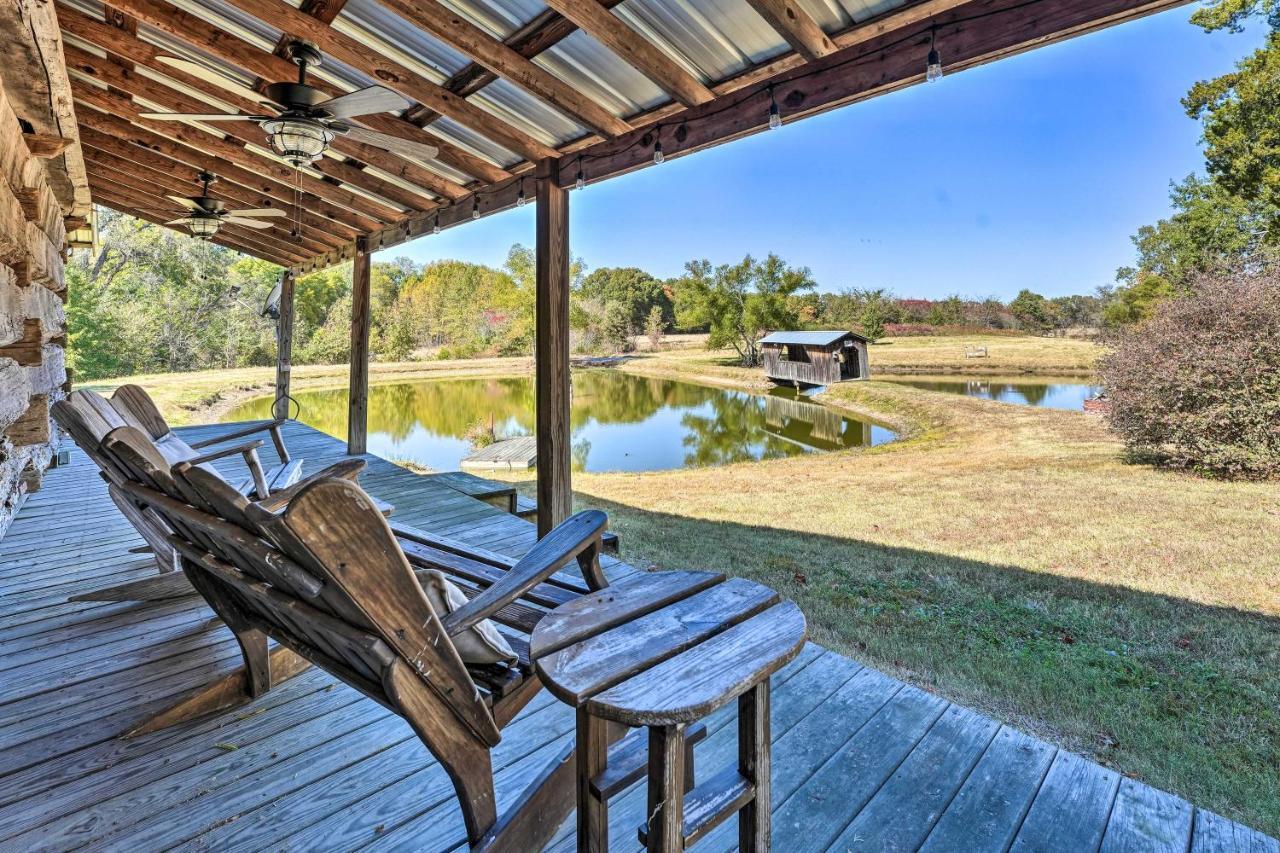 Unique Loft Cabin Fire Pit And Fishing Access! Bells Bagian luar foto