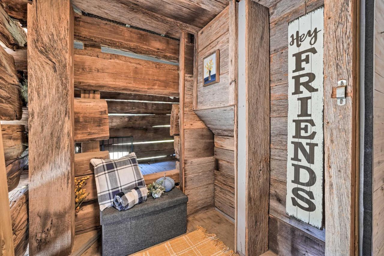 Unique Loft Cabin Fire Pit And Fishing Access! Bells Bagian luar foto